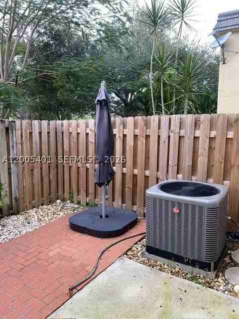 8761 Sw 137th Ave #8761 - Photo 4 of 22