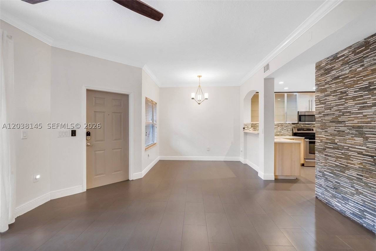 11411 Nw 60th St #283 - Photo 6 of 32