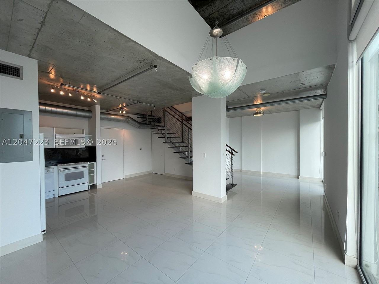 690 Sw 1st Ct #3115 - Photo 7 of 49