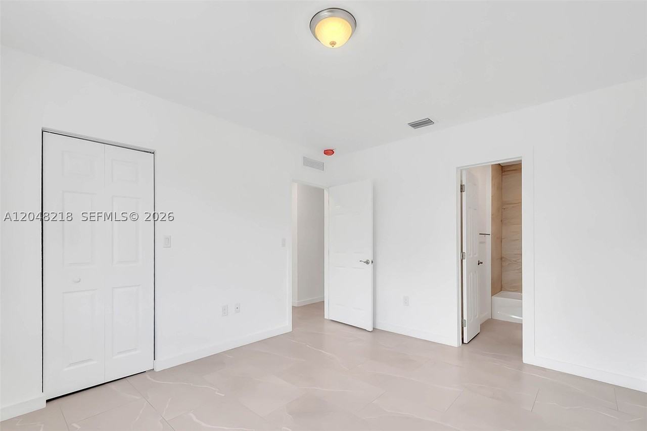 10235 Sw 173rd St #10235 - Photo 6 of 11