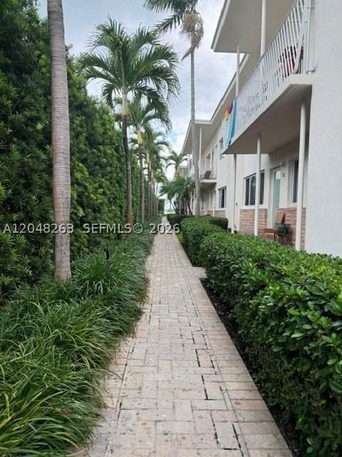 1140 Venetian Way #2C - Photo 3 of 7