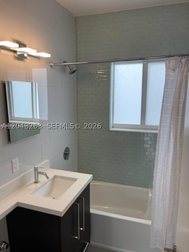 1140 Venetian Way #2C - Photo 7 of 7