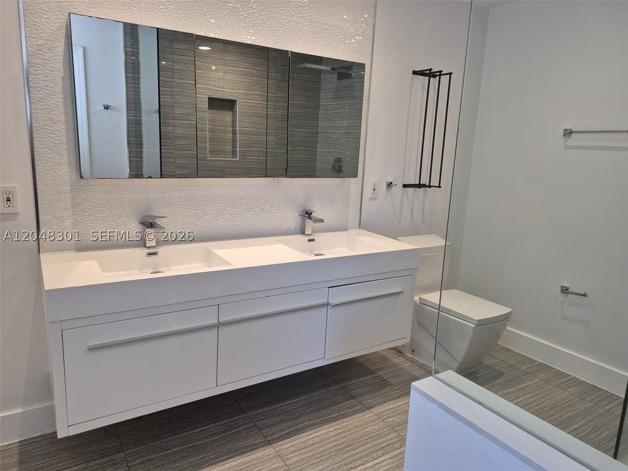 5820 Sw 58th Ct #5820 - Photo 7 of 19