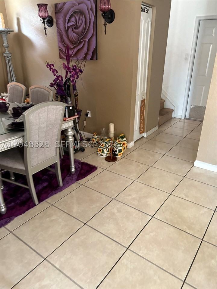 3976 Ne 13th Dr #3976 - Photo 3 of 10