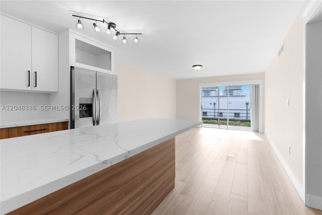 8752 Sw 12th St #201 - Photo 6 of 47