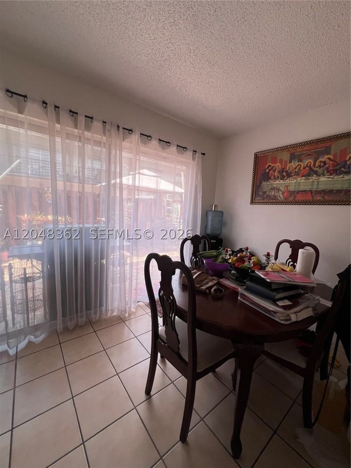870 Sw 129th Pl #106 - Photo 3 of 14