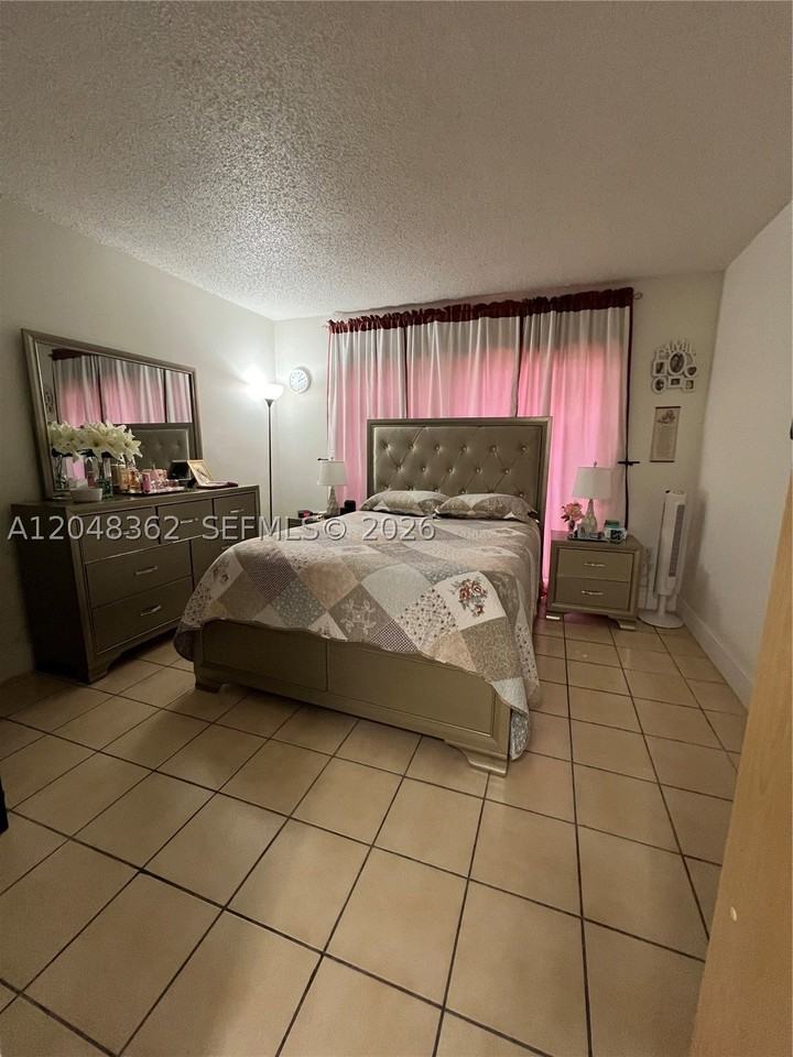 870 Sw 129th Pl #106 - Photo 6 of 14