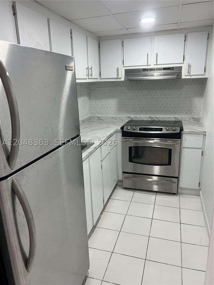 4715 Nw 7th St #407-2 - Photo 4 of 18