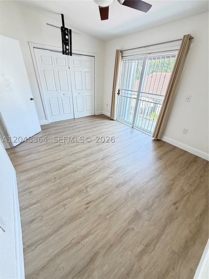 6926 Nw 166th Ter #1302 - Photo 4 of 27