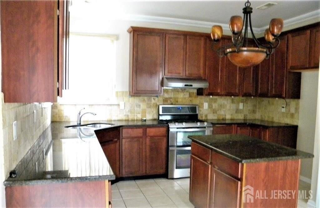 106 Sayreville Blvd S - Photo 7 of 23