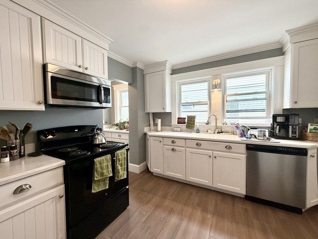 519 Belmont St #1 - Photo 6 of 16