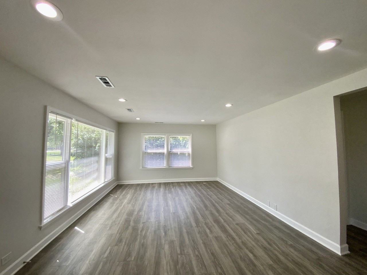 340 Sanders Rd - Photo 4 of 16