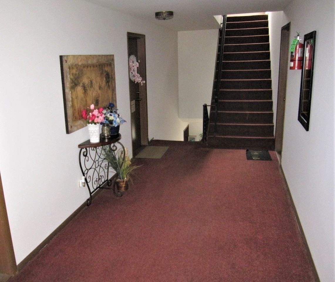 428 Cavalier Ct #4 - Photo 2 of 12