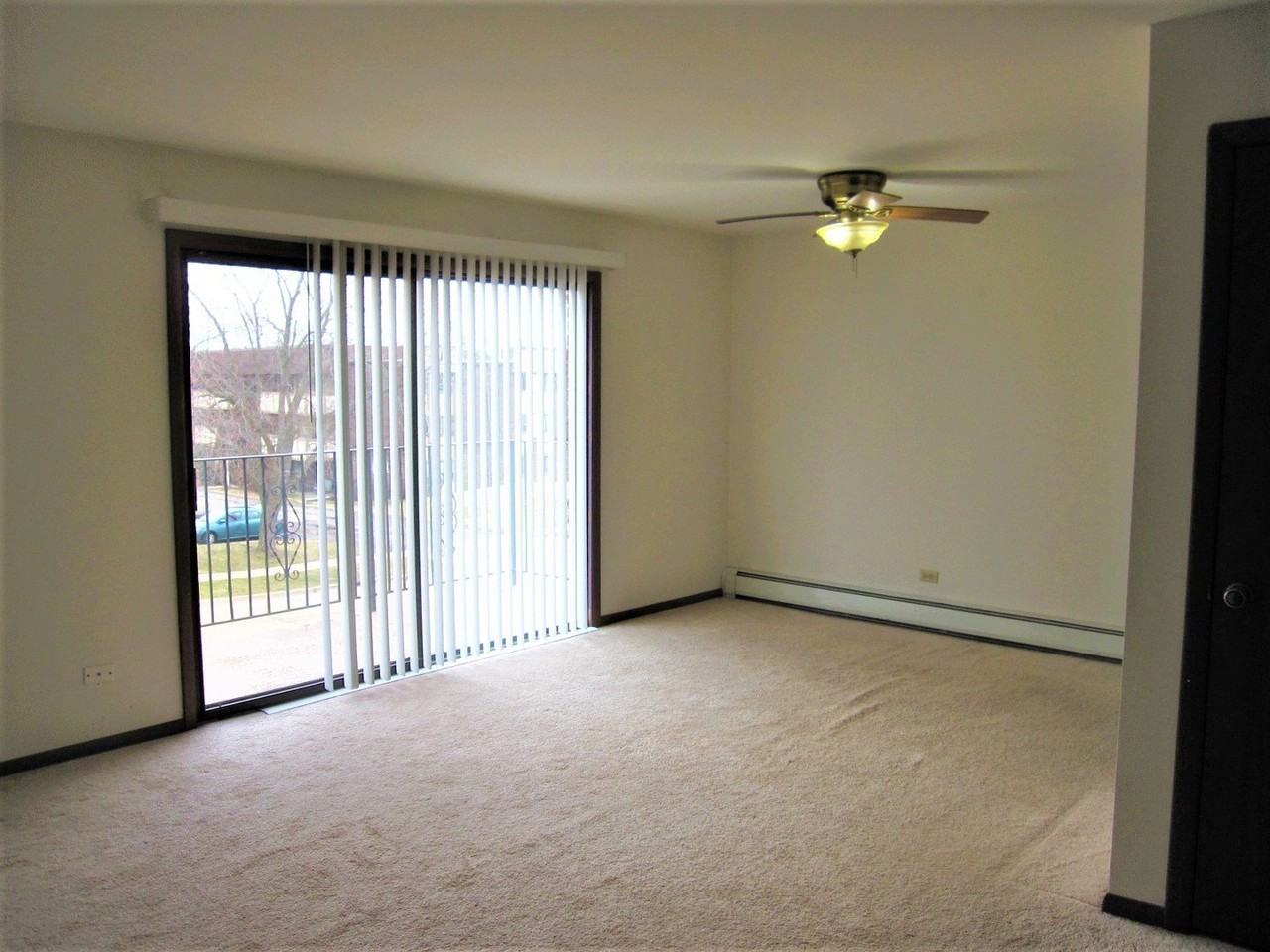 428 Cavalier Ct #4 - Photo 5 of 12