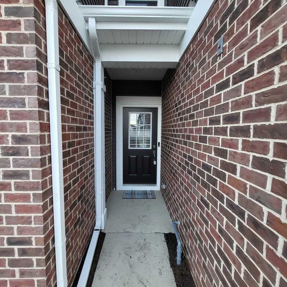 2227 Horseshoe Cir #2227 - Photo 2 of 25