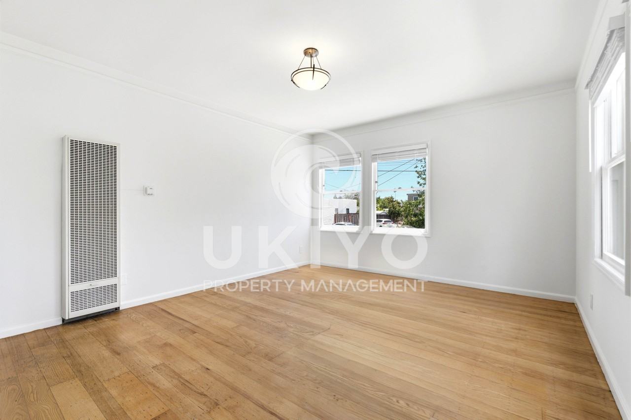 1211 Francisco St #1 - Photo 4 of 28