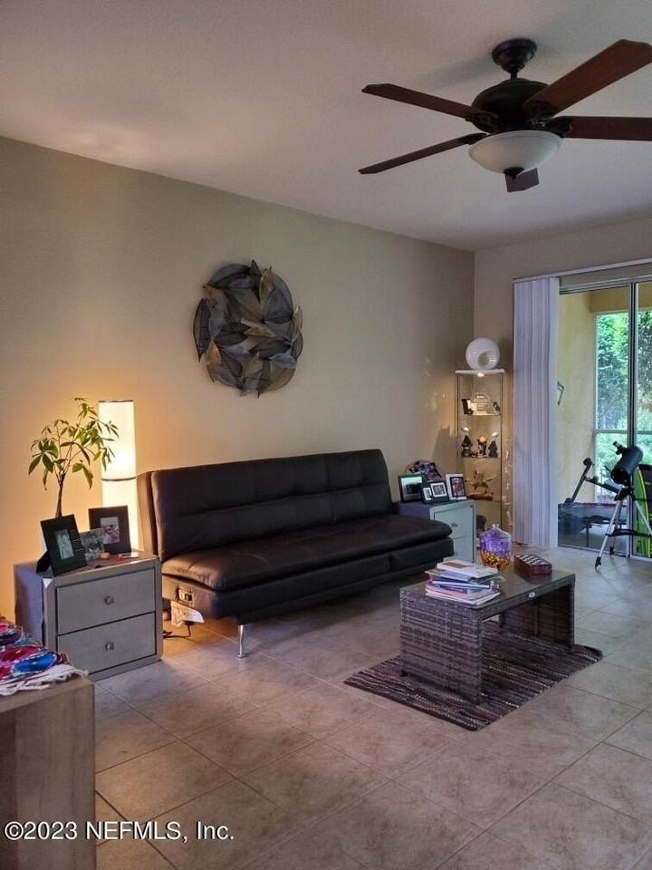 14086 Mahogany Ave - Photo 5 of 8
