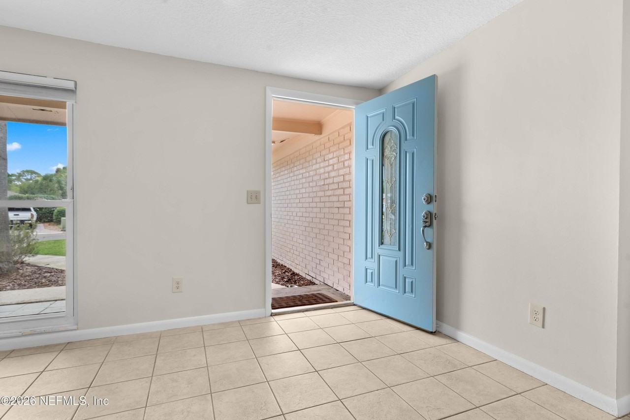 250 Nautical Blvd S - Photo 2 of 29