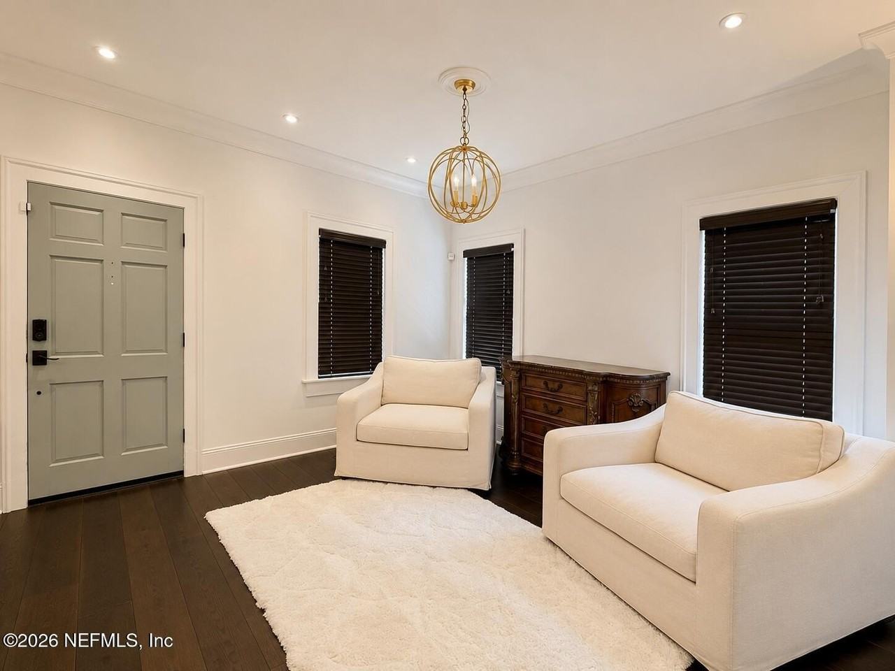 1544 N Laura St - Photo 3 of 17
