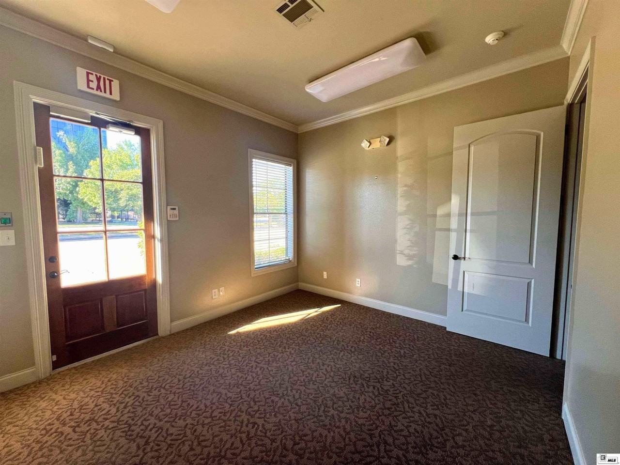 1888 Hudson Cir - Photo 2 of 12