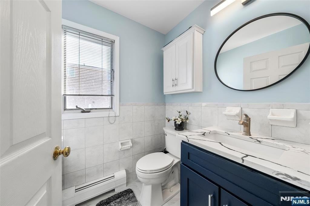 224 Warren Ave #A - Photo 7 of 27