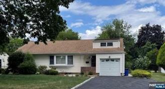 333 Lacey Dr - Photo 1 of 1