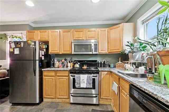 3226 Palmyra St - Photo 7 of 10