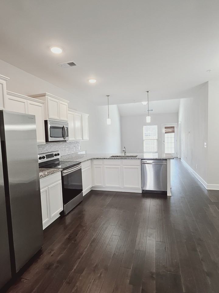 9031 Brixworth Ct #1 - Photo 4 of 38