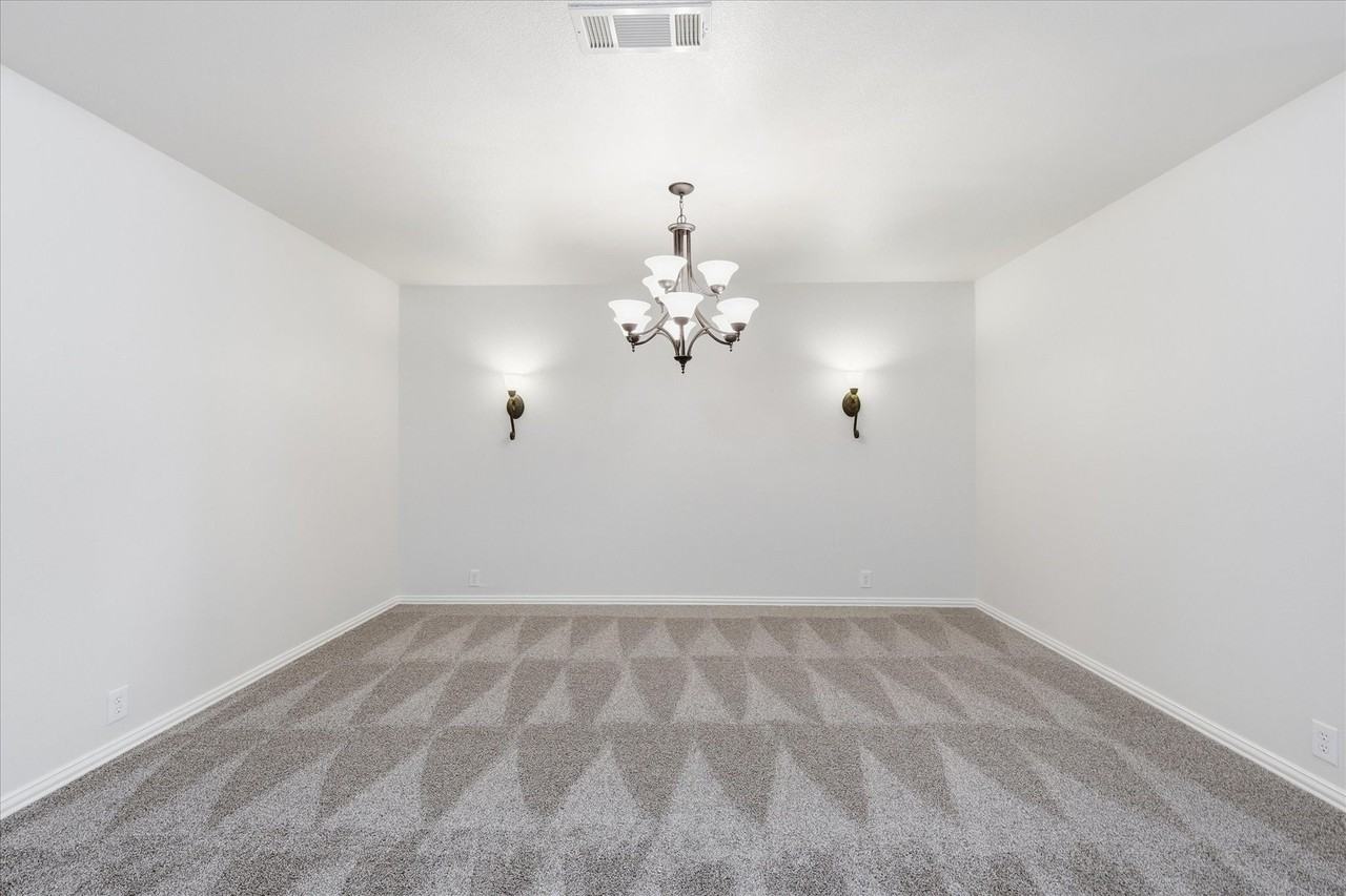 1551 Meadow Run Dr - Photo 5 of 40