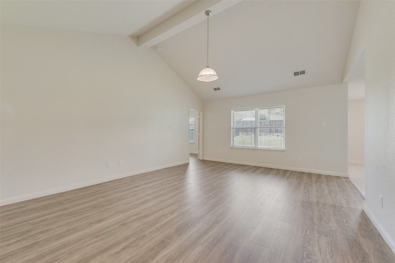 8925 Black Haw St - Photo 5 of 20