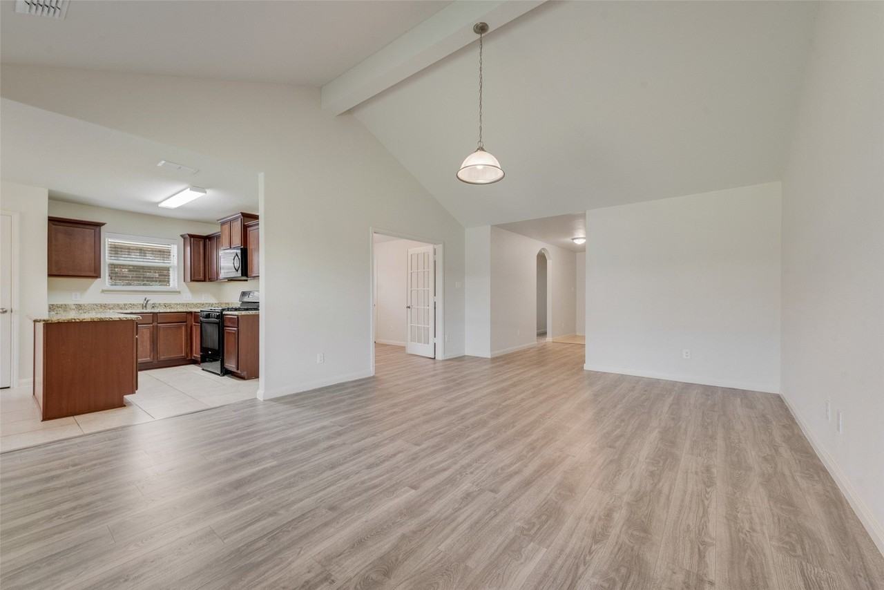 8925 Black Haw St - Photo 6 of 20