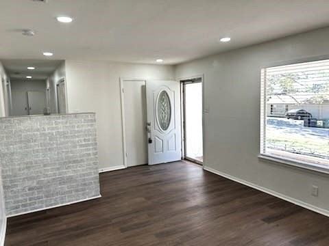 1212 Desiree Ln - Photo 3 of 22
