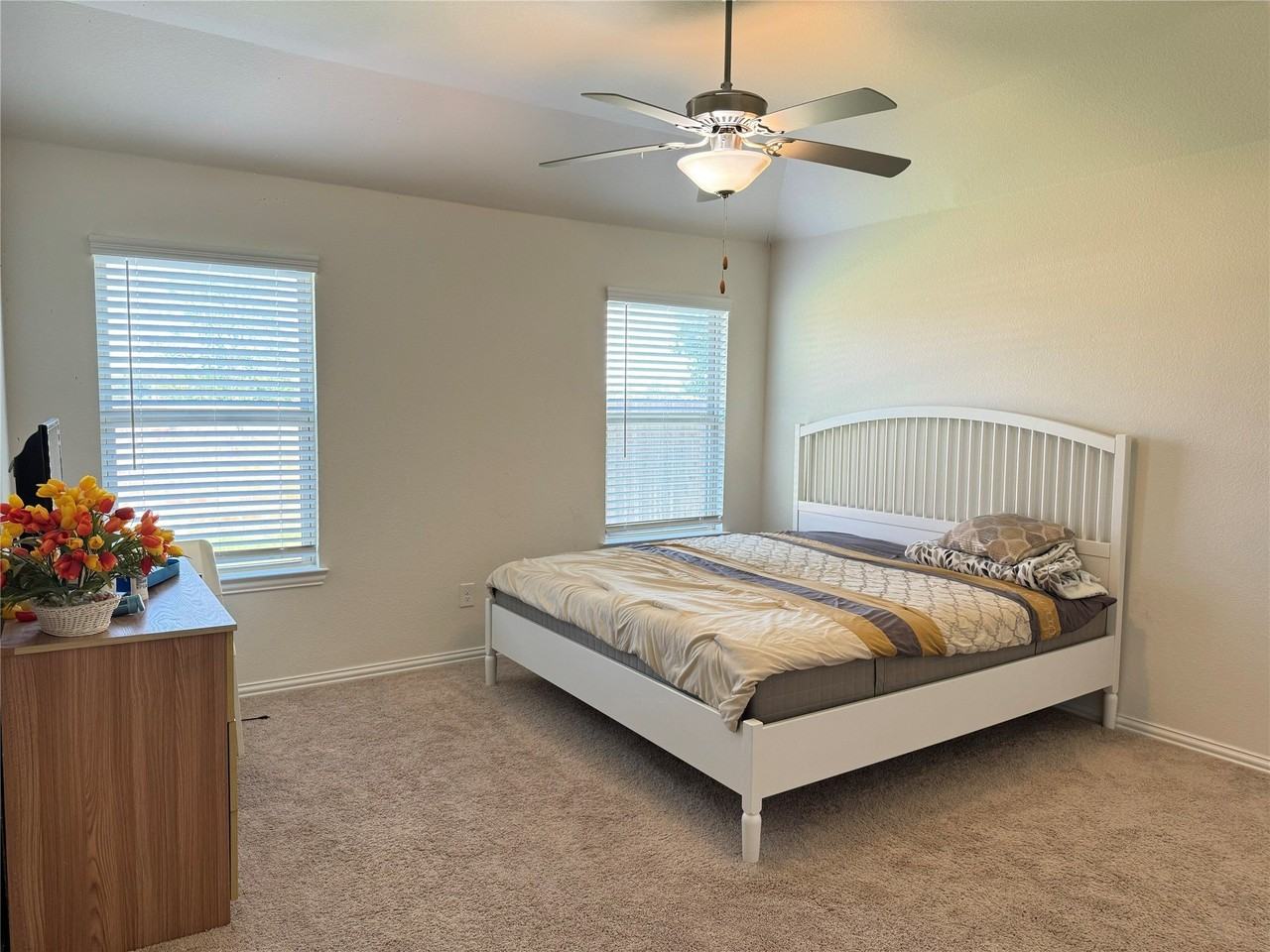 9125 Acre Meadows Ln - Photo 6 of 24