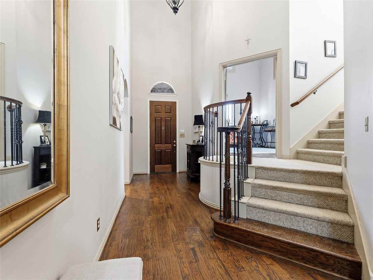 2948 Clearfork Trl - Photo 3 of 40