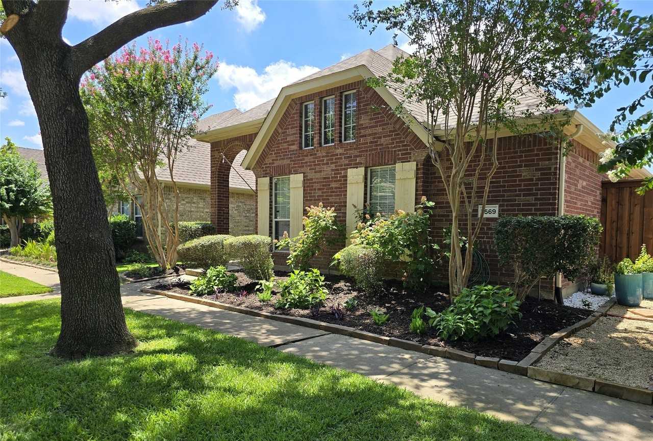 7569 Glasshouse Walk - Photo 4 of 20