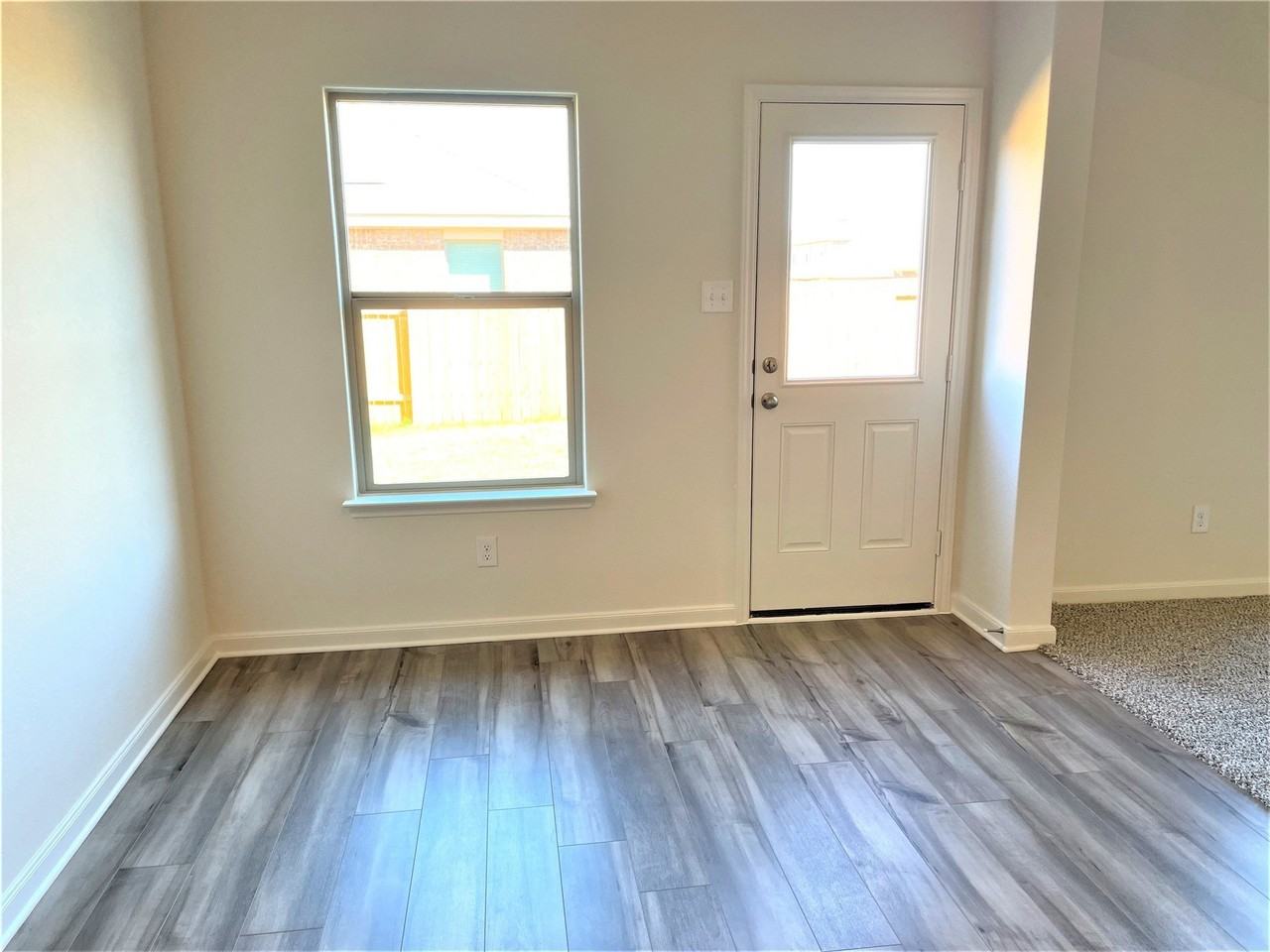 13713 Logan Pass Dr - Photo 5 of 21
