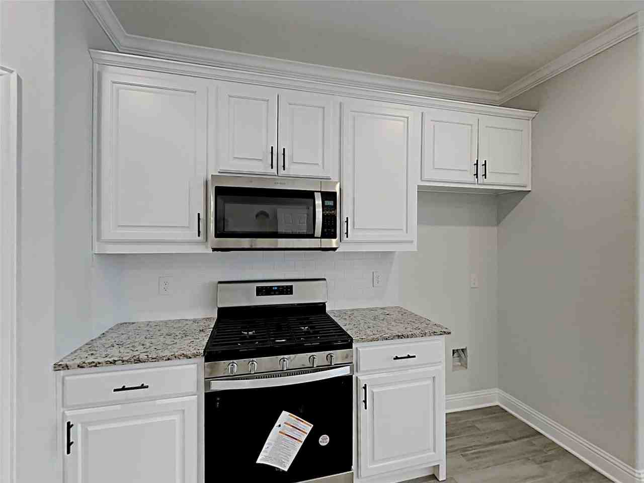 1032 E Leuda St - Photo 6 of 19