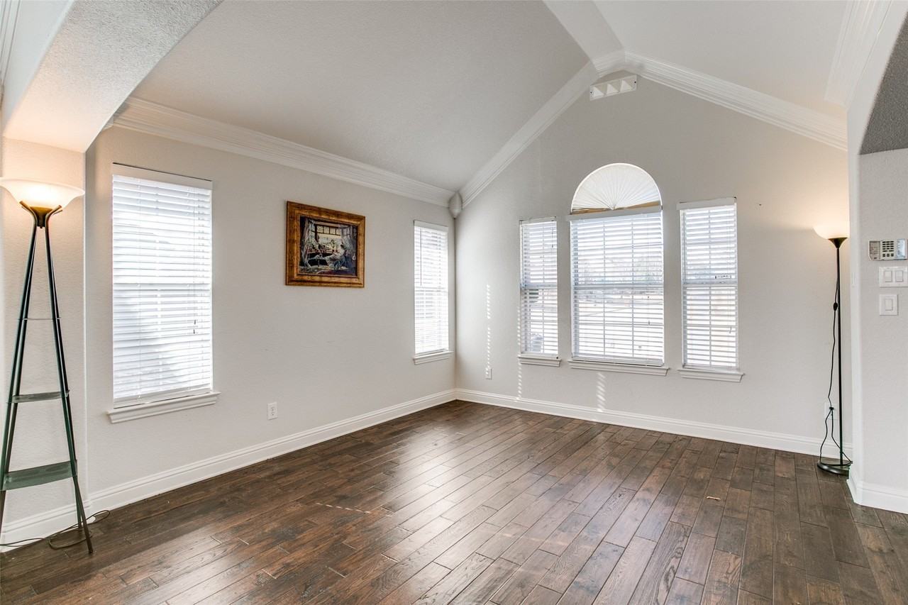6004 Grand Meadow Ln - Photo 5 of 25
