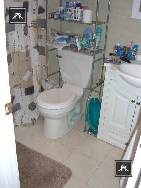 189 Winthrop Rd - Photo 2 of 10