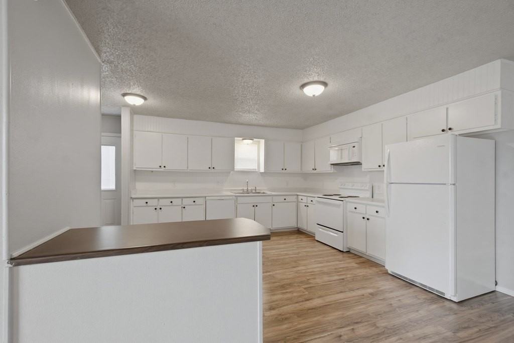 4401 S County Road 1131 - Photo 7 of 30