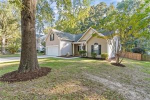 featured image of 6748 Burbage Lake Cir