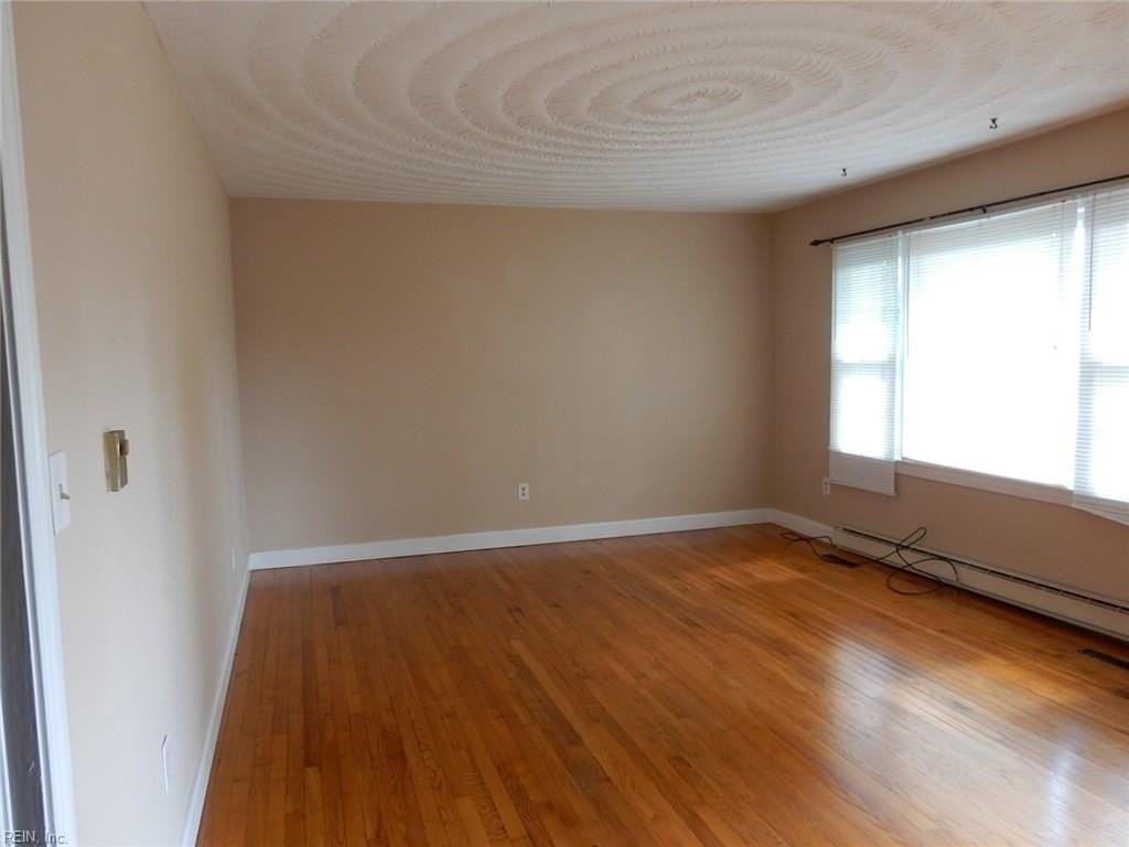3117 Woodlawn Dr - Photo 5 of 28