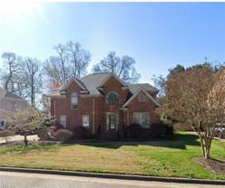 305 Fairway Ln - Photo 1 of 1