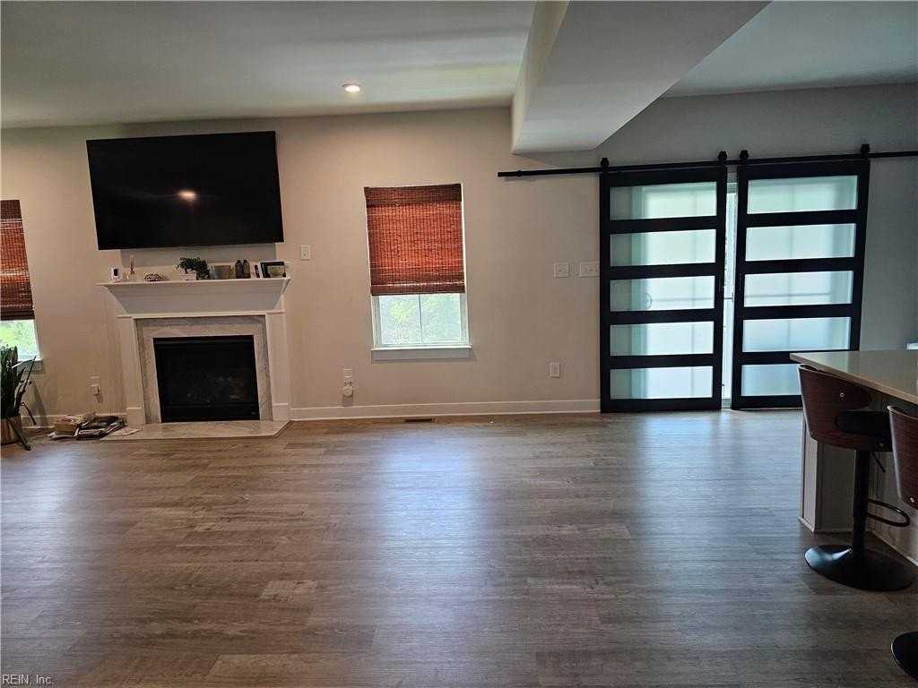 9541 Viburnum Dr - Photo 4 of 7