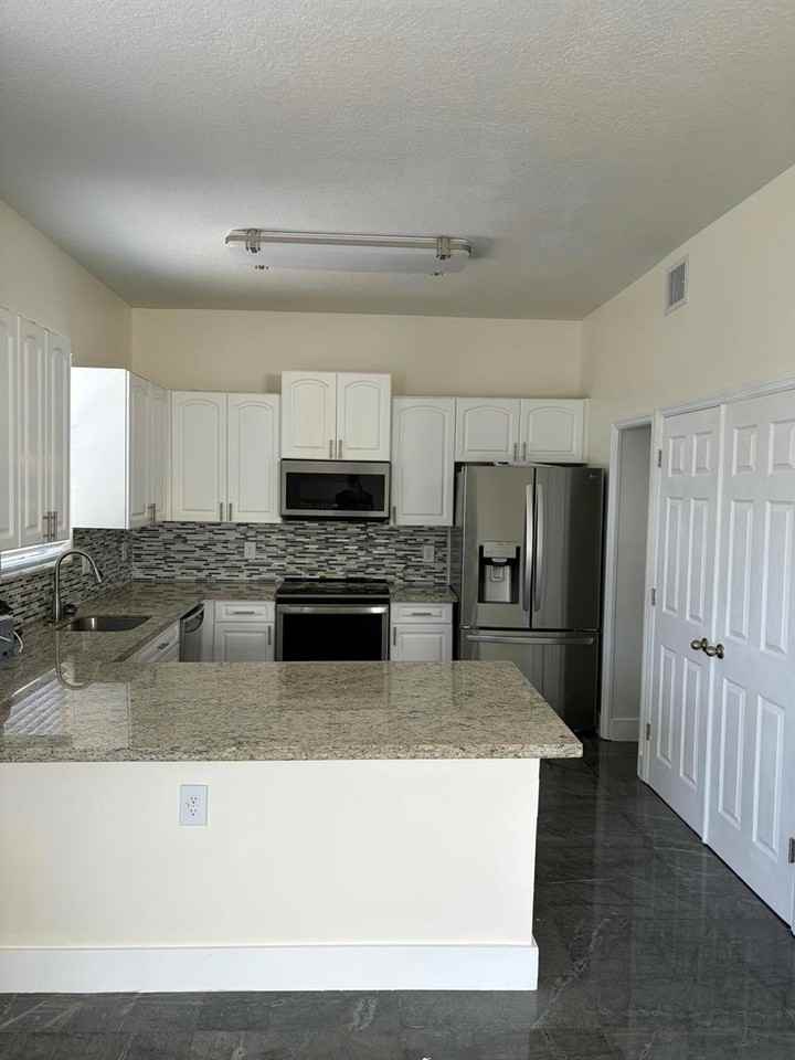 9860 Nw 20th Ct - Photo 2 of 8