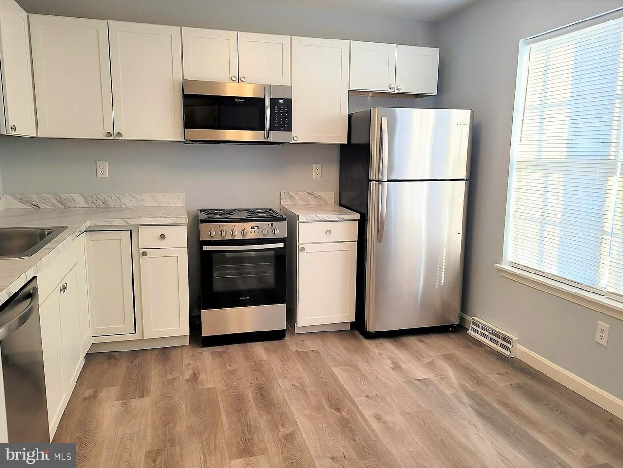 31 Lamplighter Ln - Photo 2 of 13