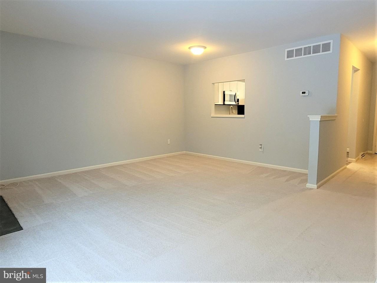 31 Lamplighter Ln - Photo 7 of 13