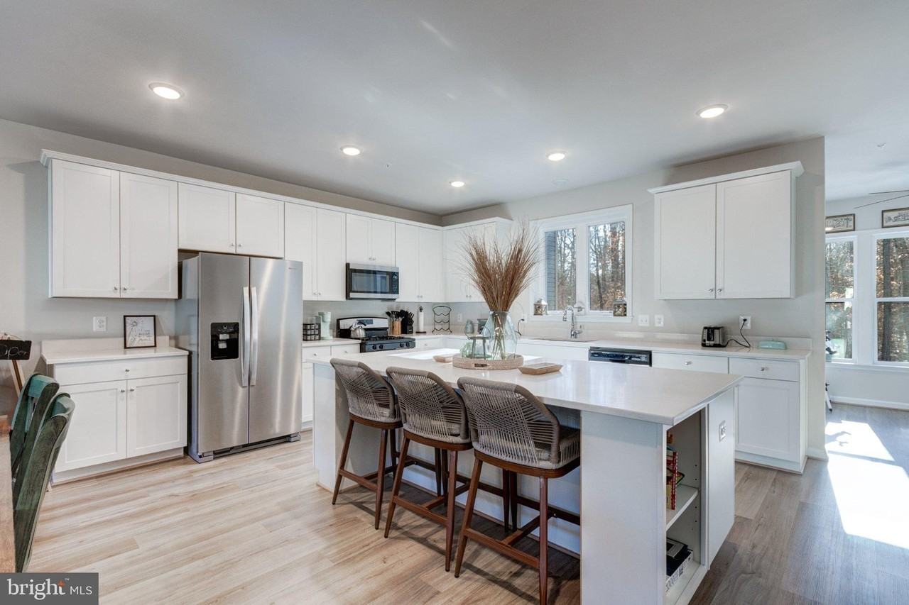 3344 Watershed Blvd - Photo 6 of 23