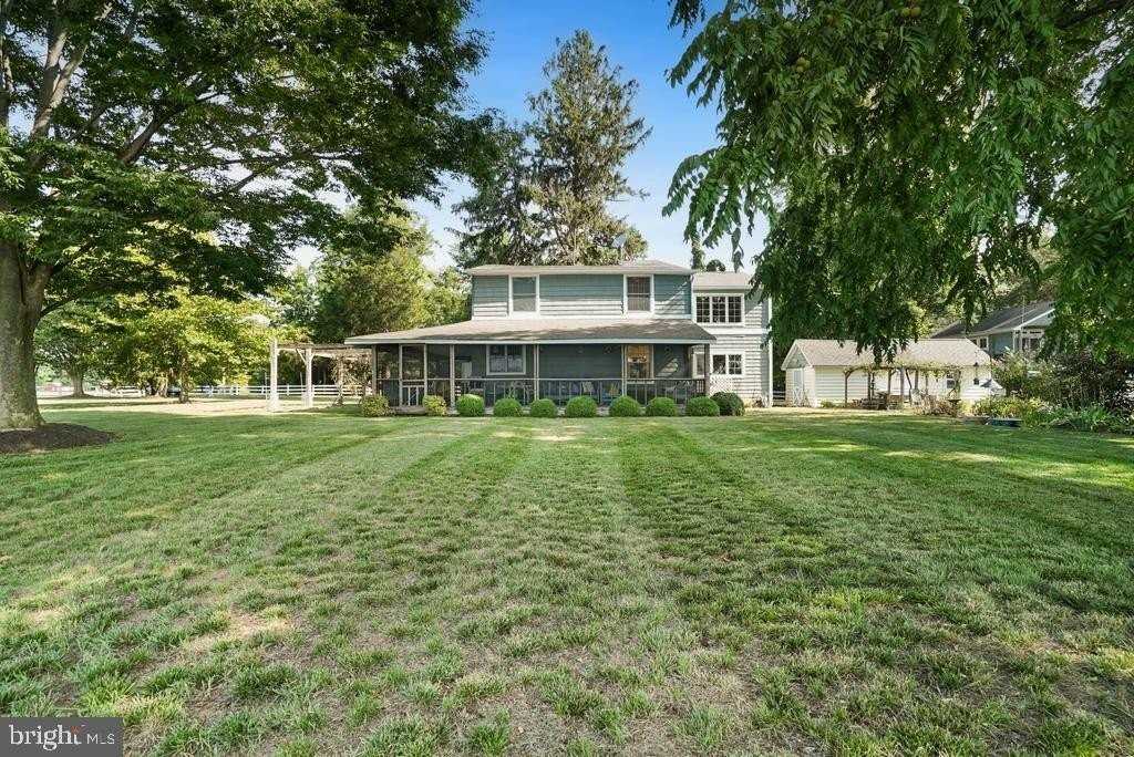 11260 Acker Rd - Photo 3 of 50