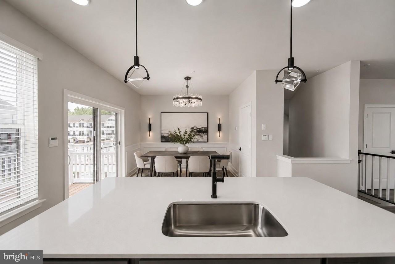 442 WHIRL Lane - Photo 5 of 42